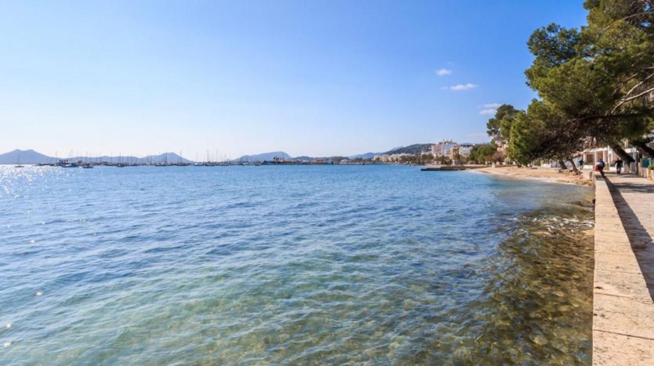 Modern Frontline With Sea Views *