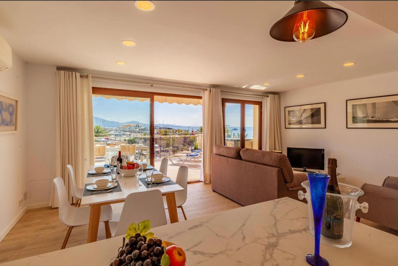 Apartment Modern Frontline With Sea Views Port de Pollenca